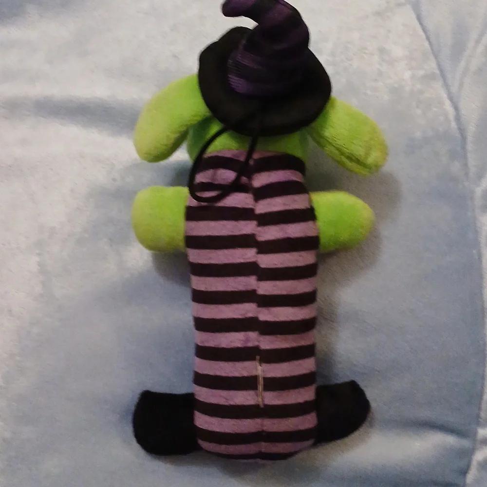 2/$5Wallace Worm